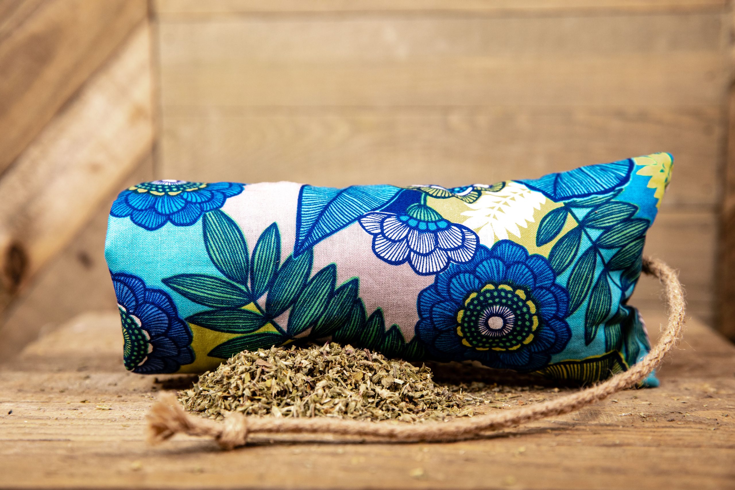 Catnip Kicker with Refillable Pocket