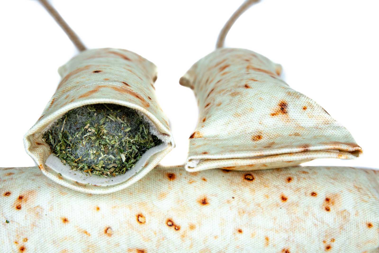 Refillable Cat Kicker | Choice of Filling - Image 3