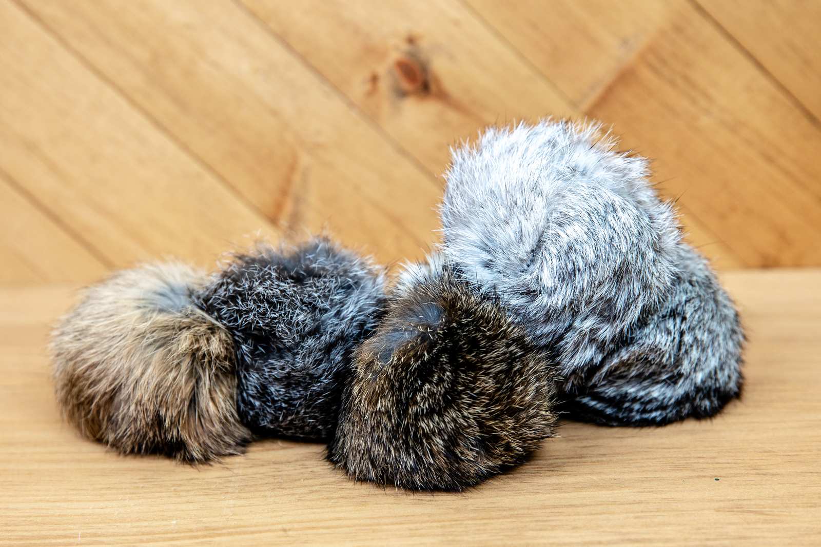 5 Pack Large Real Rabbit Fur Balls - Image 9